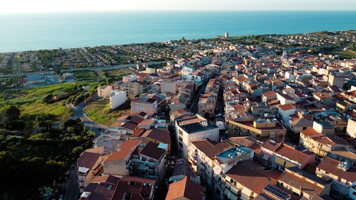 Veduta di Campofelice di Roccella